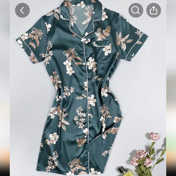 Other - 💤NWT Silk Nightdress